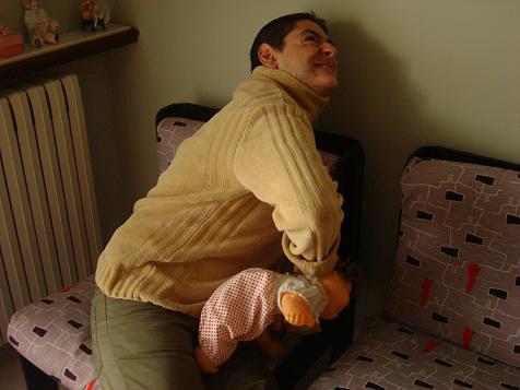 VIOLACI&Oacute;N MASIVA A LA MU&Ntilde;ECA PEPONA