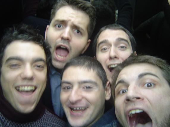 LOCURA EN EL ASCENSOR EN MADRID